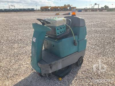 TENNANT T7 - Mașină de măturat industrială: Foto 1 TENNANT T7 - Mașină de măturat industrială: Foto 1