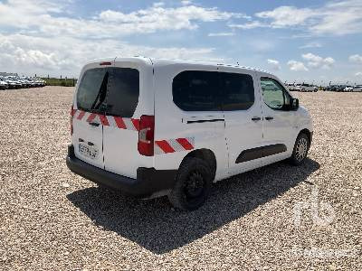 TOYOTA PROACE 5 - Dubă: Foto 3 TOYOTA PROACE 5 - Dubă: Foto 3