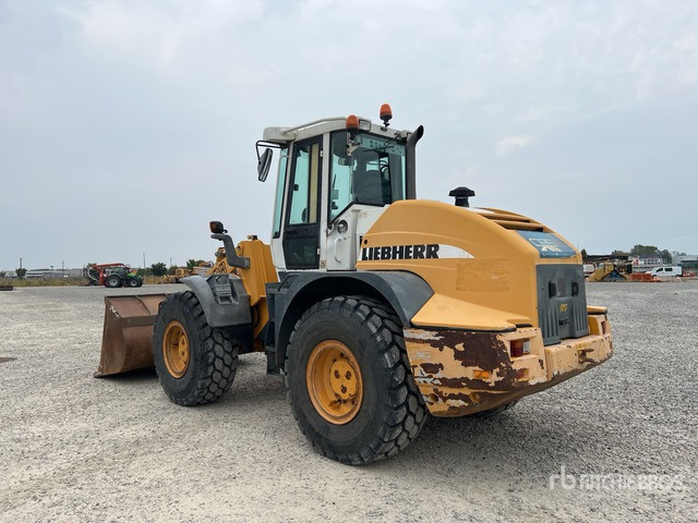 2002 Liebherr L538 Pala gommata - Încărcător frontal pe pneuri: Foto 1 2002 Liebherr L538 Pala gommata - Încărcător frontal pe pneuri: Foto 1
