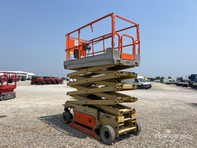 2007 JLG 3246ES Scissor Lift - Platforma foarfeca: Foto 3 2007 JLG 3246ES Scissor Lift - Platforma foarfeca: Foto 3