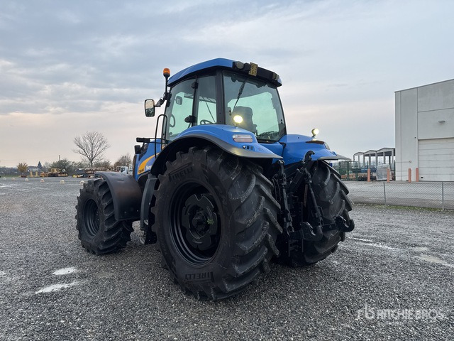 2007 New Holland 8040 4WD Tractor - Tractor agricol: Foto 2 2007 New Holland 8040 4WD Tractor - Tractor agricol: Foto 2