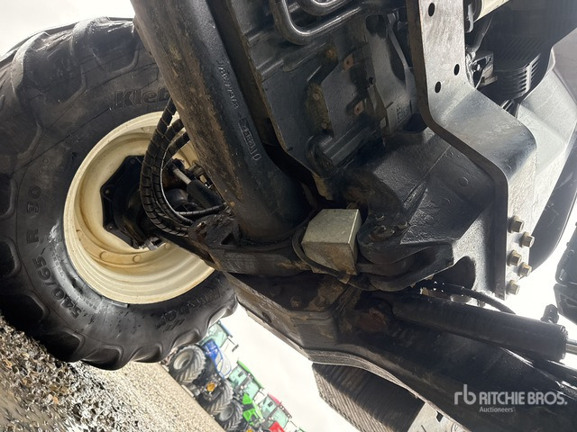 2009 New Holland T7040 4WD Tractor - Tractor agricol: Foto 5 2009 New Holland T7040 4WD Tractor - Tractor agricol: Foto 5