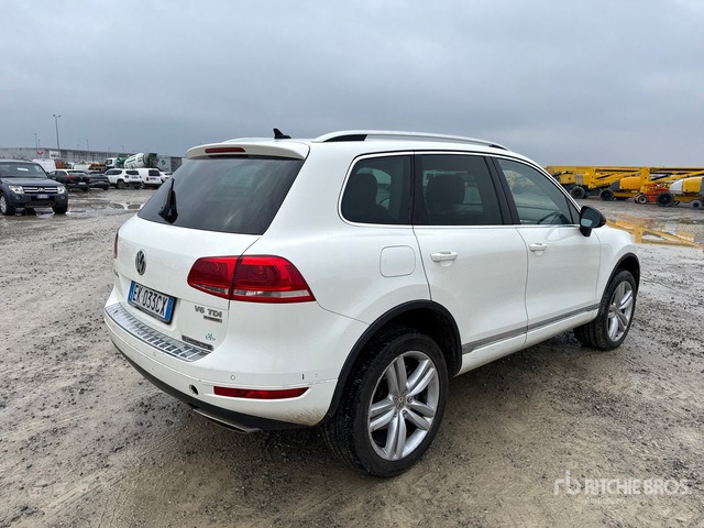 2011 Volkswagen Touareg SUV - SUV: Foto 3 2011 Volkswagen Touareg SUV - SUV: Foto 3