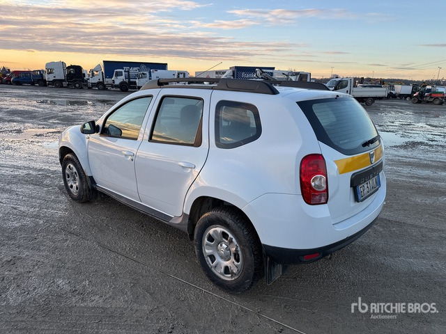 2012 DACIA DUSTER AWD SUV - SUV: Foto 2 2012 DACIA DUSTER AWD SUV - SUV: Foto 2