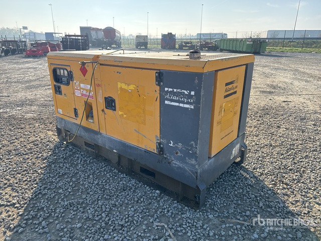 2015 Atlas Copco QAS40 40 kVA Generator Set - Generator electric: Foto 2 2015 Atlas Copco QAS40 40 kVA Generator Set - Generator electric: Foto 2