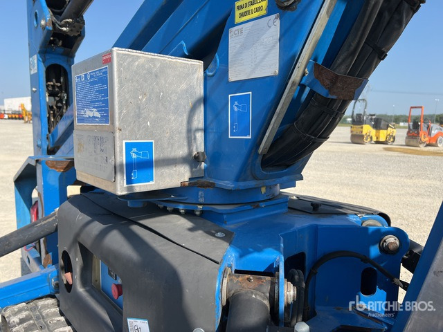 2015 CTE Traccess 135 Crawler (Inoperable) Articulating Boom Lift - Nacela articulata: Foto 5 2015 CTE Traccess 135 Crawler (Inoperable) Articulating Boom Lift - Nacela articulata: Foto 5