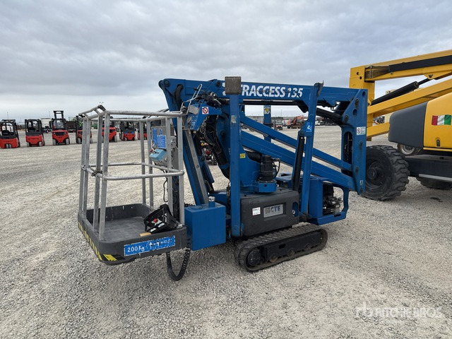 2015 CTE Traccess 135 Crawler (Inoperable) Articulating Boom Lift - Nacela articulata: Foto 2 2015 CTE Traccess 135 Crawler (Inoperable) Articulating Boom Lift - Nacela articulata: Foto 2