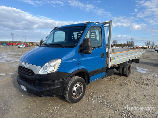 2015 Iveco Daily 35C11 Flatbed Truck - Camion platformă: Foto 1 2015 Iveco Daily 35C11 Flatbed Truck - Camion platformă: Foto 1