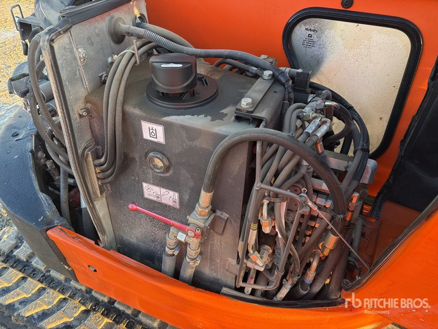 2015 Kubota U35-3A3 Mini Excavator: <6.6t - Mini excavator: Foto 5 2015 Kubota U35-3A3 Mini Excavator: <6.6t - Mini excavator: Foto 5