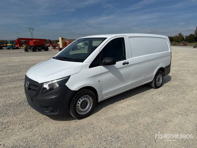 2016 Mercedes-Benz Vito Furgone cargo - Dubă: Foto 1 2016 Mercedes-Benz Vito Furgone cargo - Dubă: Foto 1