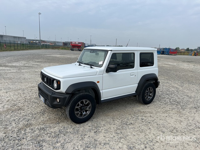 2019 Suzuki Jimny 1.5 Top 4wd allgrip 75KW/102CV SUV - SUV: Foto 2 2019 Suzuki Jimny 1.5 Top 4wd allgrip 75KW/102CV SUV - SUV: Foto 2