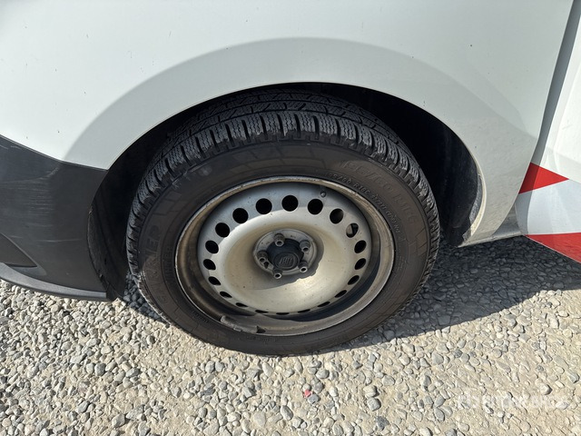 2020 Fiat Doblo Autocarro furgonato - Autoutilitară compactă: Foto 5 2020 Fiat Doblo Autocarro furgonato - Autoutilitară compactă: Foto 5