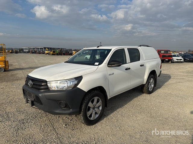 2020 Toyota Hilux Crew Cab Pickup - Pick-up: Foto 2 2020 Toyota Hilux Crew Cab Pickup - Pick-up: Foto 2