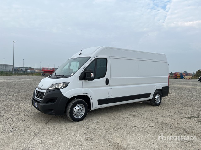 2021 Peugeot Boxer 333 L3H2 2.2 BLUEHDI 140CV S&S Van Truck - Dubă: Foto 3 2021 Peugeot Boxer 333 L3H2 2.2 BLUEHDI 140CV S&S Van Truck - Dubă: Foto 3