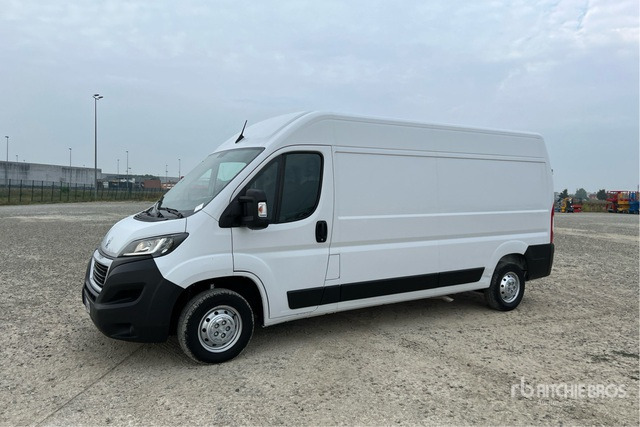 2021 Peugeot Boxer 333 L3H2 2.2 BLUEHDI 140CV S&S Van Truck - Dubă: Foto 1 2021 Peugeot Boxer 333 L3H2 2.2 BLUEHDI 140CV S&S Van Truck - Dubă: Foto 1