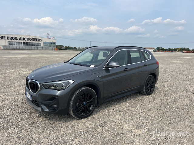 2022 BMW X1 Hybrid xDrive 25e Automobile - Automobil: Foto 2 2022 BMW X1 Hybrid xDrive 25e Automobile - Automobil: Foto 2