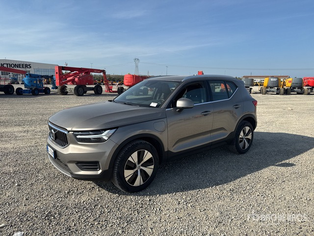 2022 Volvo XC40 T4 PLUG-IN HYBRID AUTO RECH INS ... SUV - SUV: Foto 1 2022 Volvo XC40 T4 PLUG-IN HYBRID AUTO RECH INS ... SUV - SUV: Foto 1