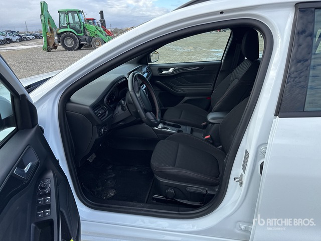 2023 Ford Focus 1.5 ECOBLUE 120CV ST-LINE AUTO Station Wagon - Mașină break: Foto 5 2023 Ford Focus 1.5 ECOBLUE 120CV ST-LINE AUTO Station Wagon - Mașină break: Foto 5