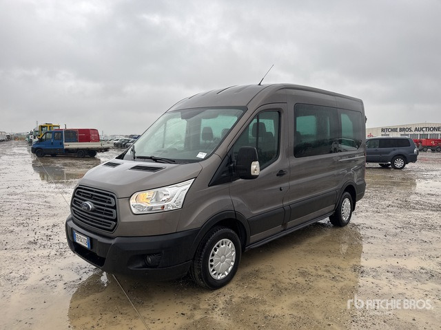 2015 Ford Transit 310T125 6-Seat Mini Bus - Autobuz: Foto 1 2015 Ford Transit 310T125 6-Seat Mini Bus - Autobuz: Foto 1