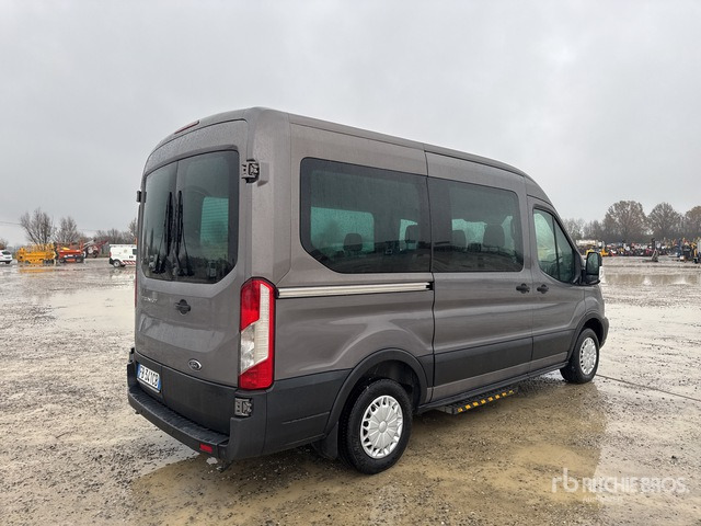 2015 Ford Transit 310T125 6-Seat Mini Bus - Autobuz: Foto 3 2015 Ford Transit 310T125 6-Seat Mini Bus - Autobuz: Foto 3