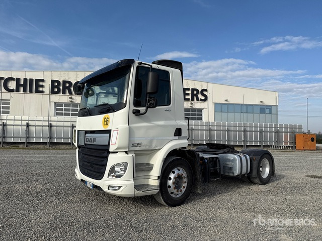 2015 DAF CF440 - Cap tractor: Foto 1 2015 DAF CF440 - Cap tractor: Foto 1