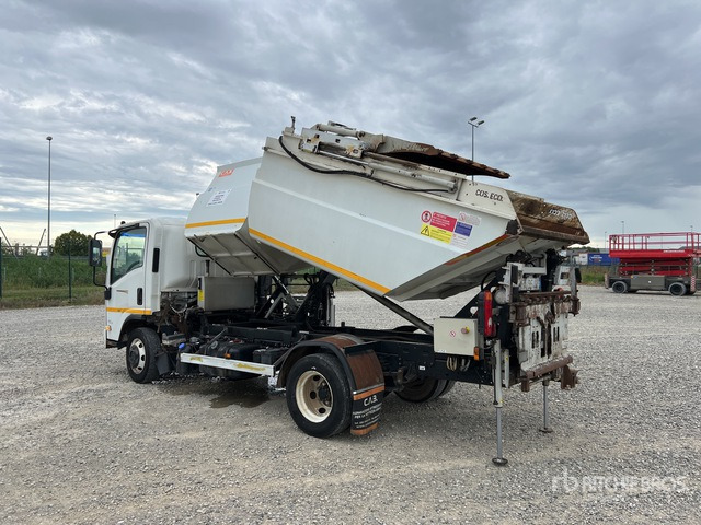 Isuzu P75 Autocarro per rifiuti - Autogunoiere: Foto 3 Isuzu P75 Autocarro per rifiuti - Autogunoiere: Foto 3