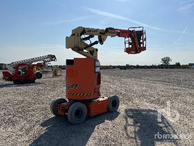 JLG E300 AJP Electric - Nacela articulata: Foto 3 JLG E300 AJP Electric - Nacela articulata: Foto 3