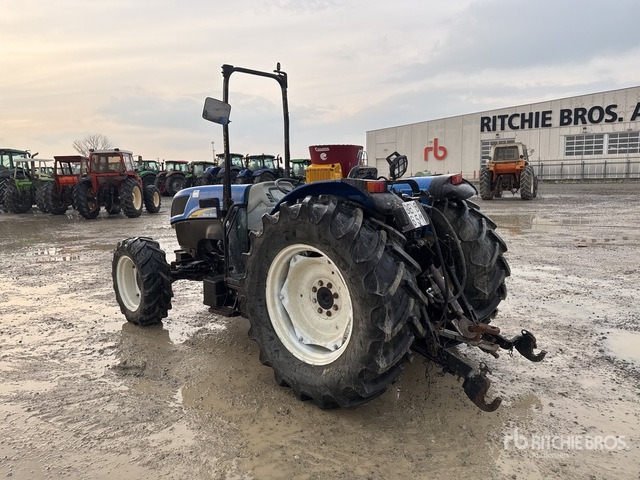 New Holland T4050F 4WD Tractor - Tractor agricol: Foto 2 New Holland T4050F 4WD Tractor - Tractor agricol: Foto 2