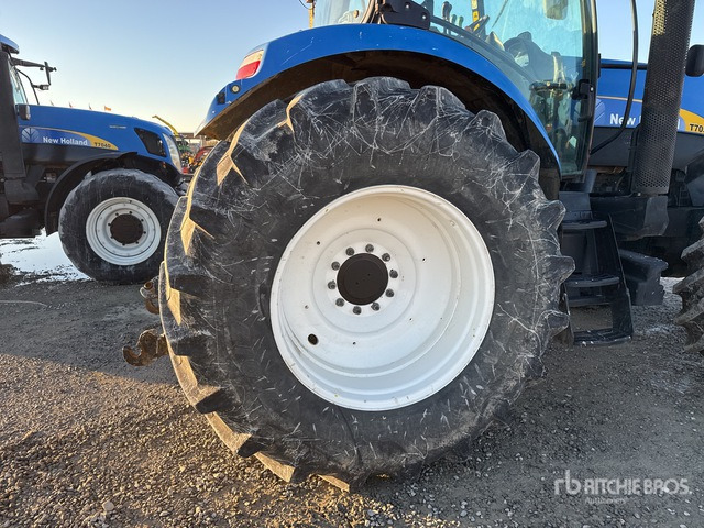 New Holland T7030 4WD Tractor - Tractor agricol: Foto 4 New Holland T7030 4WD Tractor - Tractor agricol: Foto 4