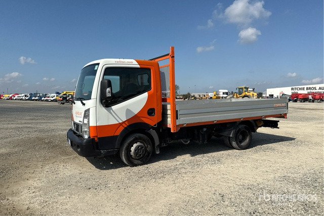 Nissan Cabstar NT400 Autocarro cassone fisso - Camion platformă: Foto 1 Nissan Cabstar NT400 Autocarro cassone fisso - Camion platformă: Foto 1