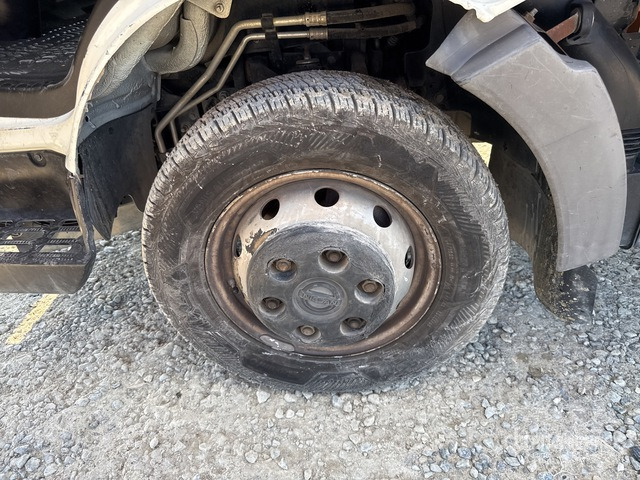 Nissan Cabstar NT400 Autocarro cassone fisso - Camion platformă: Foto 4 Nissan Cabstar NT400 Autocarro cassone fisso - Camion platformă: Foto 4