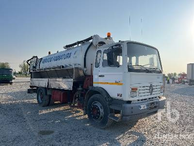 RENAULT S170 - Maşină pentru vidanjări: Foto 4 RENAULT S170 - Maşină pentru vidanjări: Foto 4