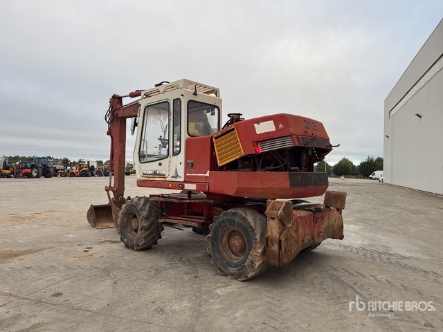 1995 Liebherr A312 Pelle Sur Pneus Wheel Excavator - Excavator pe roţi: Foto 3 1995 Liebherr A312 Pelle Sur Pneus Wheel Excavator - Excavator pe roţi: Foto 3