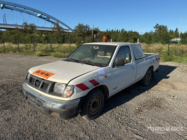 2001 Nissan 4x2 Pickup - Pick-up: Foto 2 2001 Nissan 4x2 Pickup - Pick-up: Foto 2