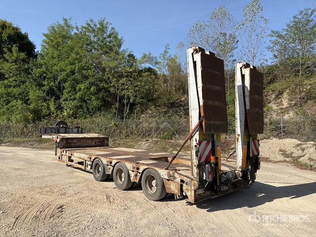 2007 Faymonville Multimax Tri/A Semi-Remorque Porte-Engin ... Lowboy Trailer - Semiremorcă transport agabaritic: Foto 3 2007 Faymonville Multimax Tri/A Semi-Remorque Porte-Engin ... Lowboy Trailer - Semiremorcă transport agabaritic: Foto 3