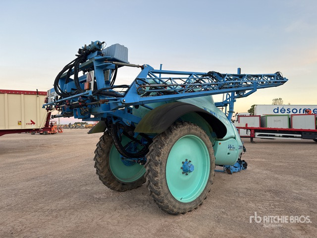 2008 Berthoud Tenor 35-37 28 m High Clearance Pulverisate ... Pull-Type Sprayer - Maşină de erbicidat tractata: Foto 4 2008 Berthoud Tenor 35-37 28 m High Clearance Pulverisate ... Pull-Type Sprayer - Maşină de erbicidat tractata: Foto 4