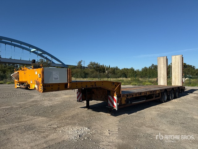 2008 Faymonville TL3GE Tri/A Semi-Remorque Porte-Engin ... Lowboy Trailer - Semiremorcă transport agabaritic: Foto 2 2008 Faymonville TL3GE Tri/A Semi-Remorque Porte-Engin ... Lowboy Trailer - Semiremorcă transport agabaritic: Foto 2