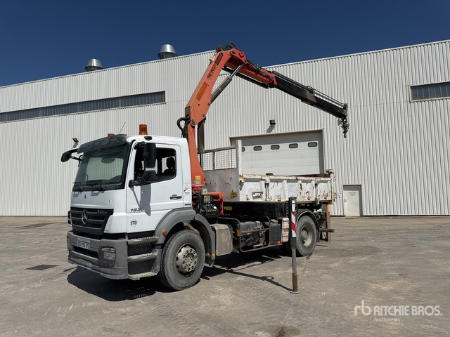 2008 Mercedes Axor 1833 2008 Palfinger PK15500 6100 kg ... Dump Truck with Crane - Camion basculantă, Camion cu macara: Foto 3 2008 Mercedes Axor 1833 2008 Palfinger PK15500 6100 kg ... Dump Truck with Crane - Camion basculantă, Camion cu macara: Foto 3