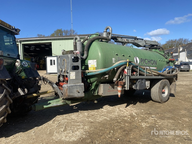 2011 Pichon TCI 10400 S/A Tonne A Lisier Aspirante 1 ... Vacuum Tanker Trailer - Cisternă vidanjă: Foto 2 2011 Pichon TCI 10400 S/A Tonne A Lisier Aspirante 1 ... Vacuum Tanker Trailer - Cisternă vidanjă: Foto 2