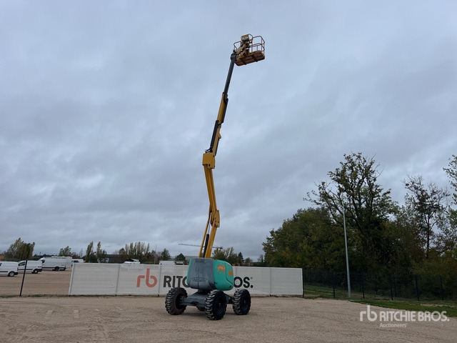 2012 Haulotte HA16PX 4WD Diesel Nacelle Articulee Articulating Boom Lift - Nacela articulata: Foto 3 2012 Haulotte HA16PX 4WD Diesel Nacelle Articulee Articulating Boom Lift - Nacela articulata: Foto 3