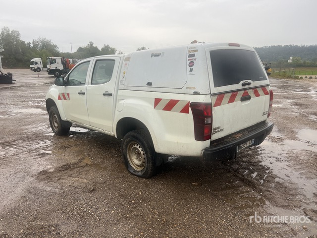 2013 Isuzu D-MAX 4x4 Dual Cab (Inoperable) Pickup - Pick-up: Foto 3 2013 Isuzu D-MAX 4x4 Dual Cab (Inoperable) Pickup - Pick-up: Foto 3