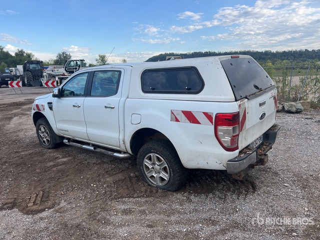 2015 Ford Ranger 2.2 Limited 4x4 Dual Cab (Inoperable) Pickup - Pick-up: Foto 3 2015 Ford Ranger 2.2 Limited 4x4 Dual Cab (Inoperable) Pickup - Pick-up: Foto 3