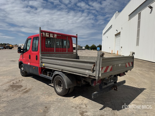 2016 Iveco 35-130 Camion Benne (Inoperable) Dump Truck: Light Duty - Autoutilitară basculantă: Foto 3 2016 Iveco 35-130 Camion Benne (Inoperable) Dump Truck: Light Duty - Autoutilitară basculantă: Foto 3