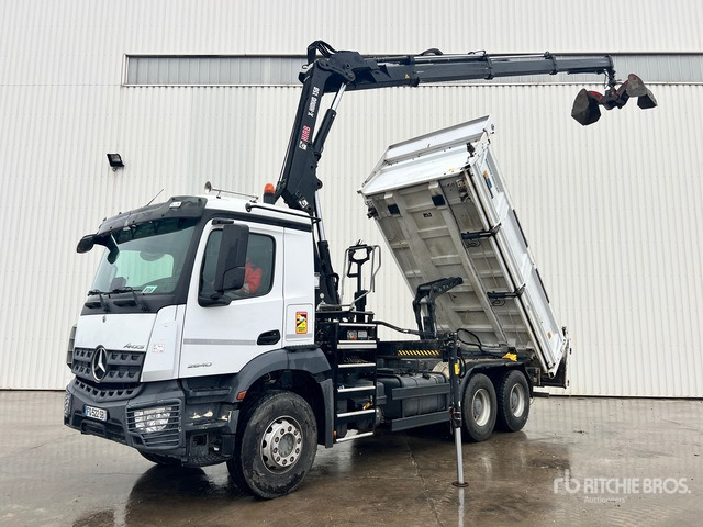 2020 Mercedes-Benz Arocs 2640 2019 Hiab BL158HD01417 5000 kg ... Dump Truck with Crane - Camion basculantă: Foto 2 2020 Mercedes-Benz Arocs 2640 2019 Hiab BL158HD01417 5000 kg ... Dump Truck with Crane - Camion basculantă: Foto 2