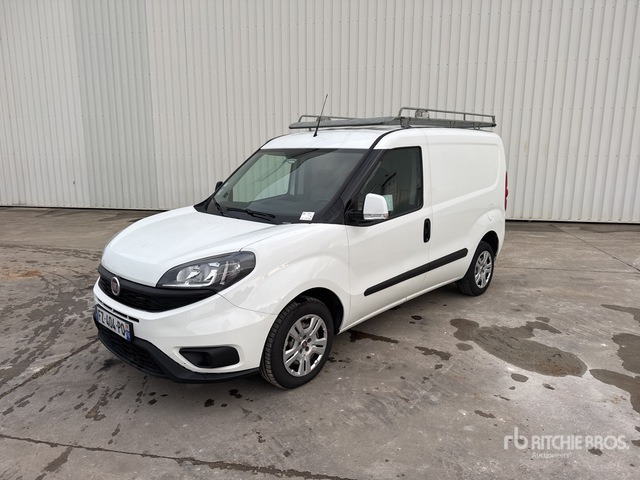 2021 Fiat Doblo Vehicule Utilitaire Cargo Van - Autoutilitară: Foto 1 2021 Fiat Doblo Vehicule Utilitaire Cargo Van - Autoutilitară: Foto 1