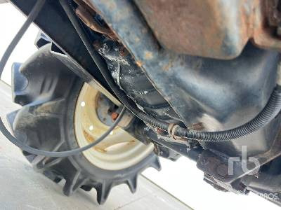 Tractor mic ISEKI TU160F 4WD Tracteur Utilitaire: Foto 11