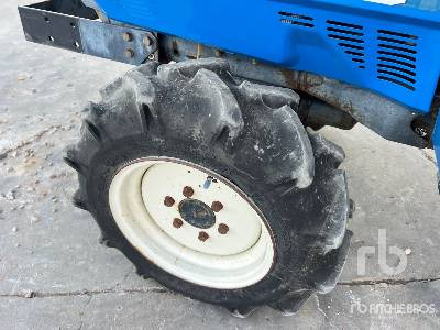 Tractor mic ISEKI TU160F 4WD Tracteur Utilitaire: Foto 12