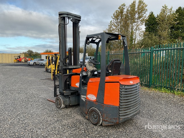 2006 Aislemaster 20SE 2006 Aislemaster 20SE Electric Forklift Electric Forklift - Electrostivuitor: Foto 4 2006 Aislemaster 20SE 2006 Aislemaster 20SE Electric Forklift Electric Forklift - Electrostivuitor: Foto 4