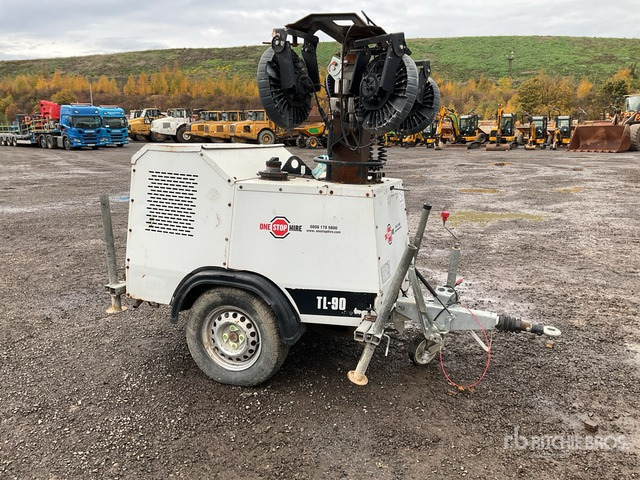 2009 SMC TL90 7.7 kW Light Tower - Turnul de iluminat: Foto 4 2009 SMC TL90 7.7 kW Light Tower - Turnul de iluminat: Foto 4
