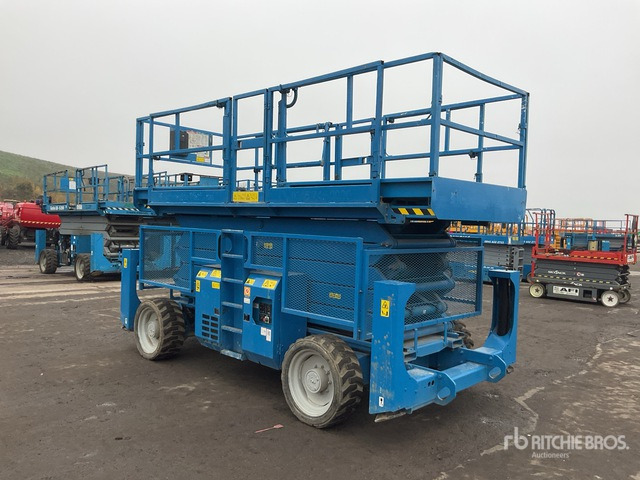 2011 Genie GS5390 4x4 Diesel Scissor Lift - Platforma foarfeca: Foto 4 2011 Genie GS5390 4x4 Diesel Scissor Lift - Platforma foarfeca: Foto 4